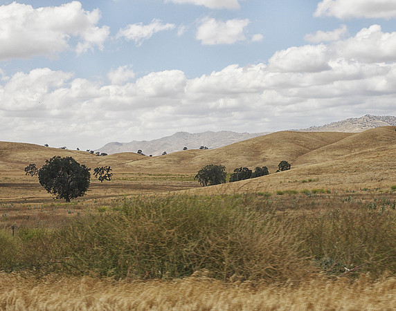 B8O1484 California along Route 395 South of Fossil Falls